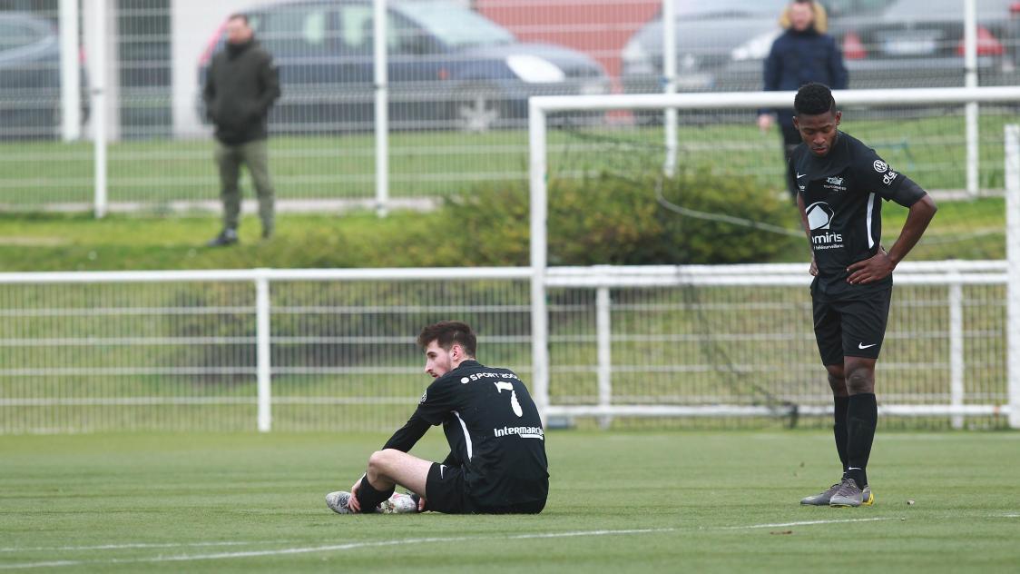 District shop aube football